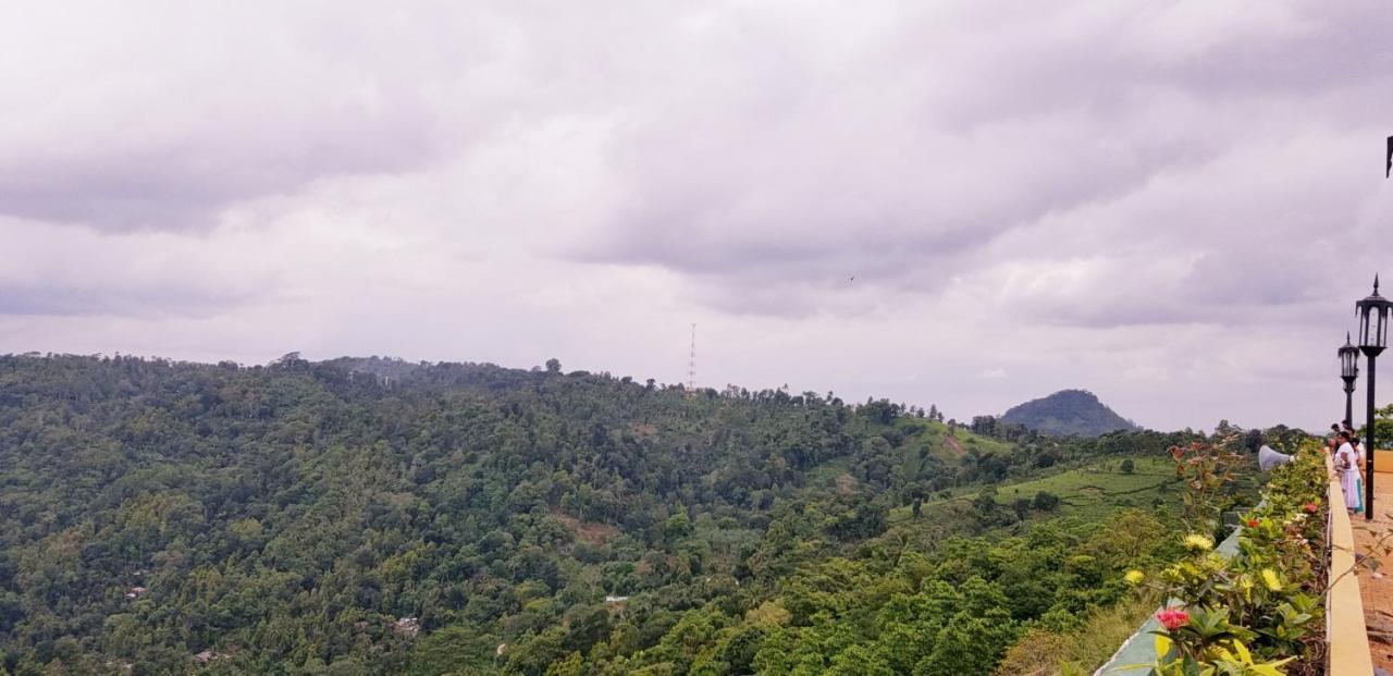 Che'S Villa Kandy Luaran gambar