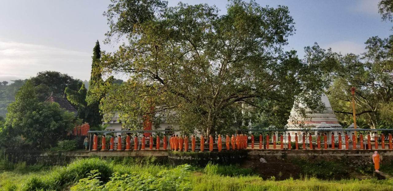 Che'S Villa Kandy Luaran gambar